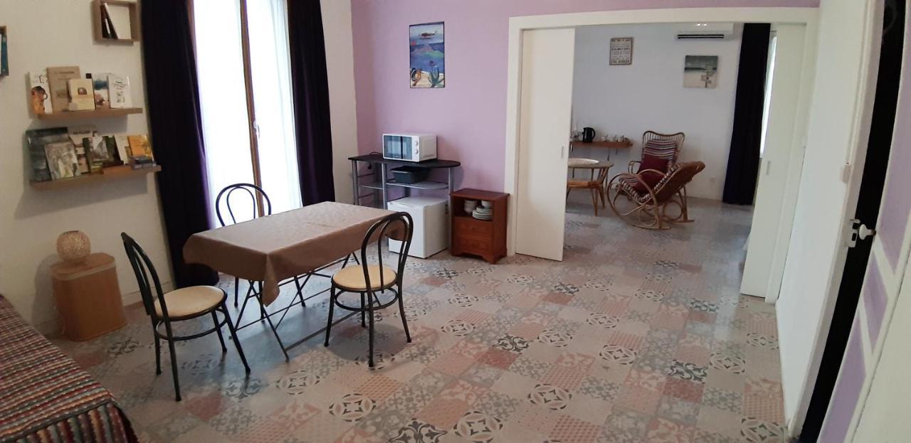 Chambre D'Hotes Du Mas Julianas Saint-Laurent-de-la-Salanque Esterno foto