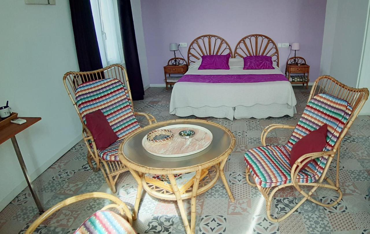 Chambre D'Hotes Du Mas Julianas Saint-Laurent-de-la-Salanque Esterno foto